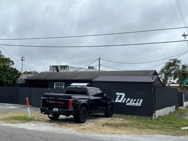 4020 W OSBORNE AVENUE TAMPA, FL 33614