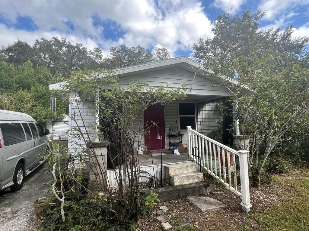 2118 KING AVENUE LAKELAND, FL 33803