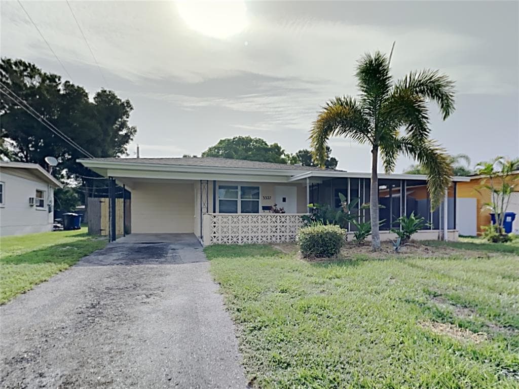 3327 KINGSTON STREET N ST PETERSBURG, FL 33713