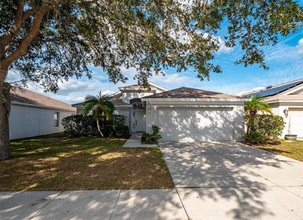 10434 HUNTERS HAVEN BOULEVARD RIVERVIEW, FL 33578