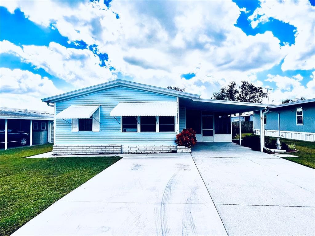 38650 GRANGER LANE ZEPHYRHILLS, FL 33542