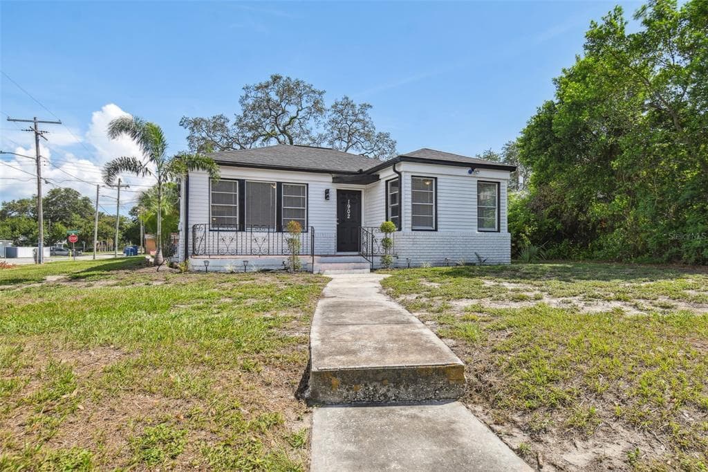 1902 W KATHLEEN STREET TAMPA, FL 33607
