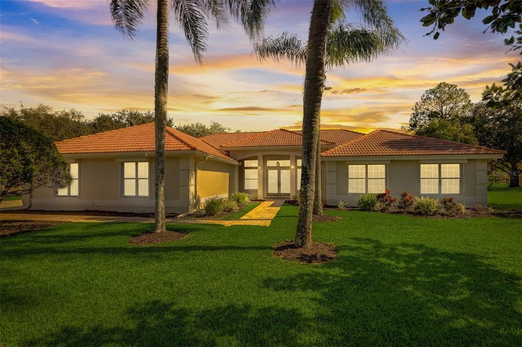 955 CARSTAIRS COURT TARPON SPRINGS, FL 34688