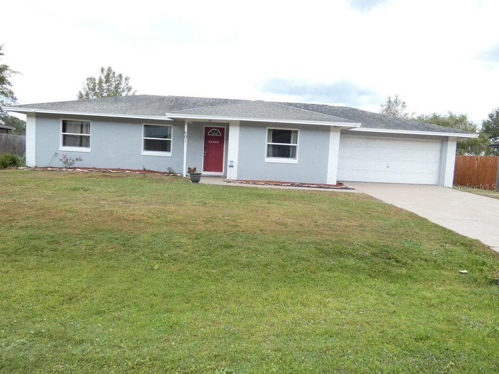 601 FOX LAKE DRIVE LAKELAND, FL 33809