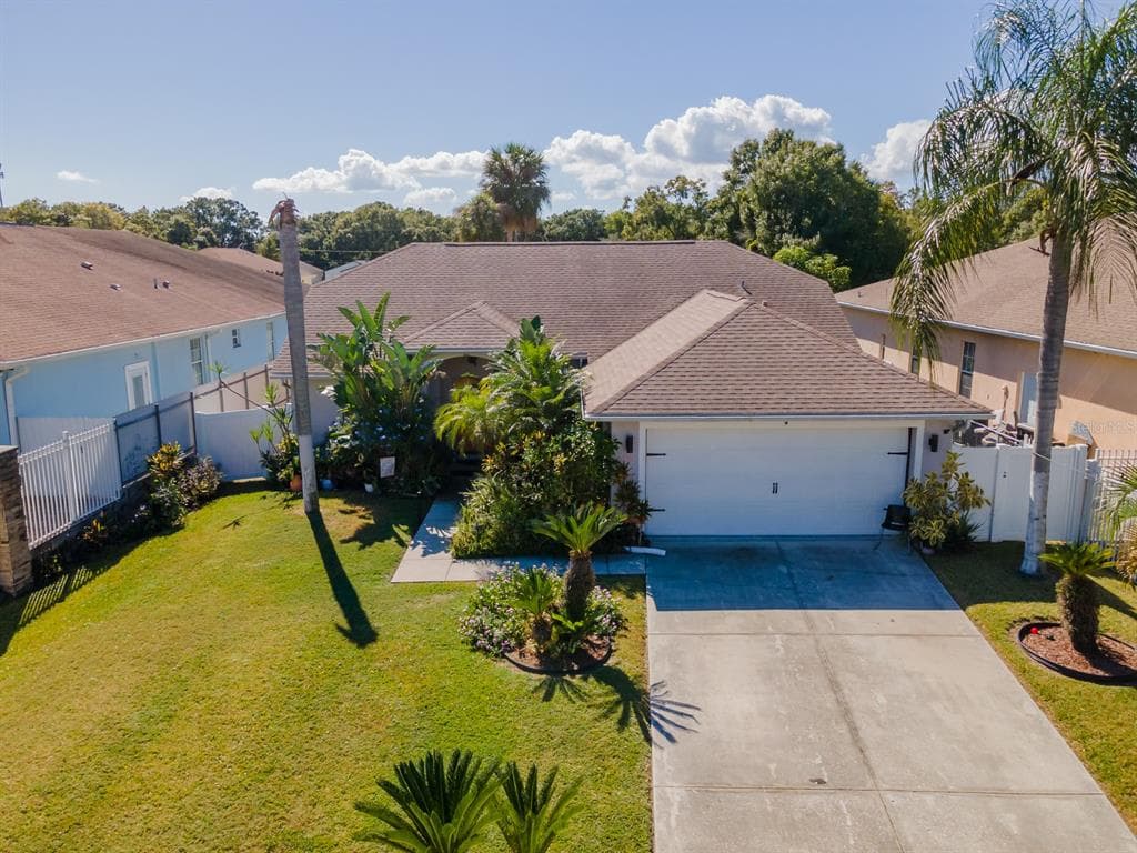 10236 MEMORIAL HIGHWAY TAMPA, FL 33615