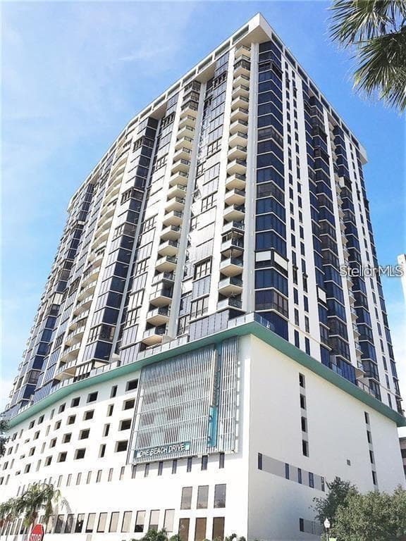 1 BEACH DRIVE SE UNIT 1309 ST PETERSBURG, FL 33701