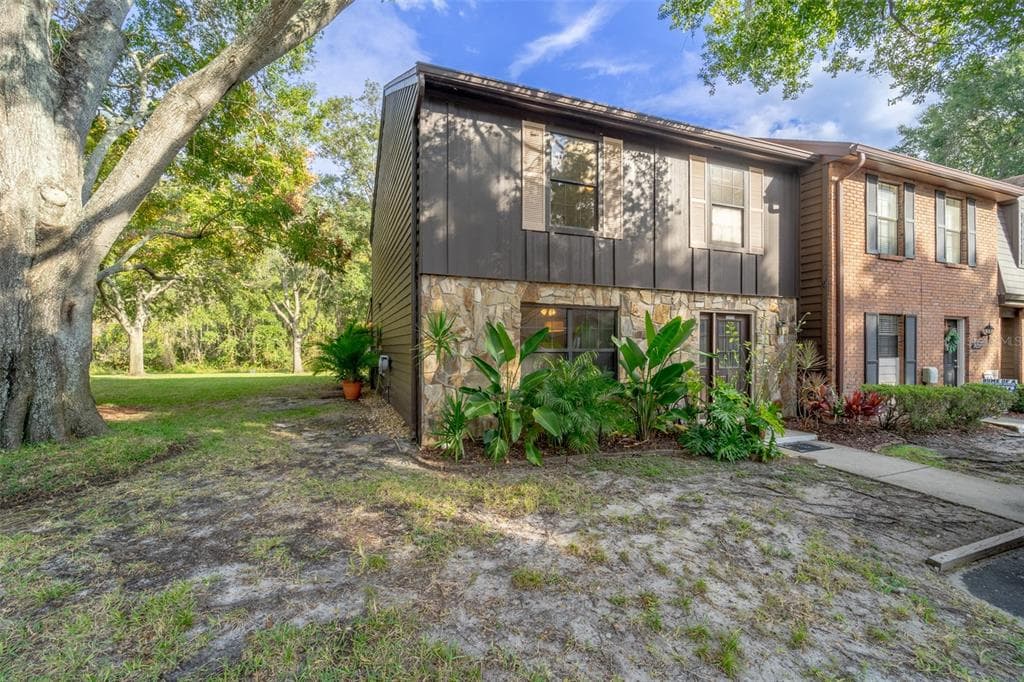 14209 WELLESLEY DRIVE TAMPA, FL 33624