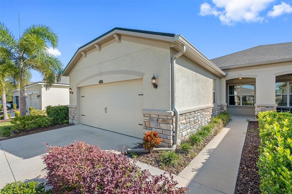 11608 WEATHERED FELLING DRIVE RIVERVIEW, FL 33569
