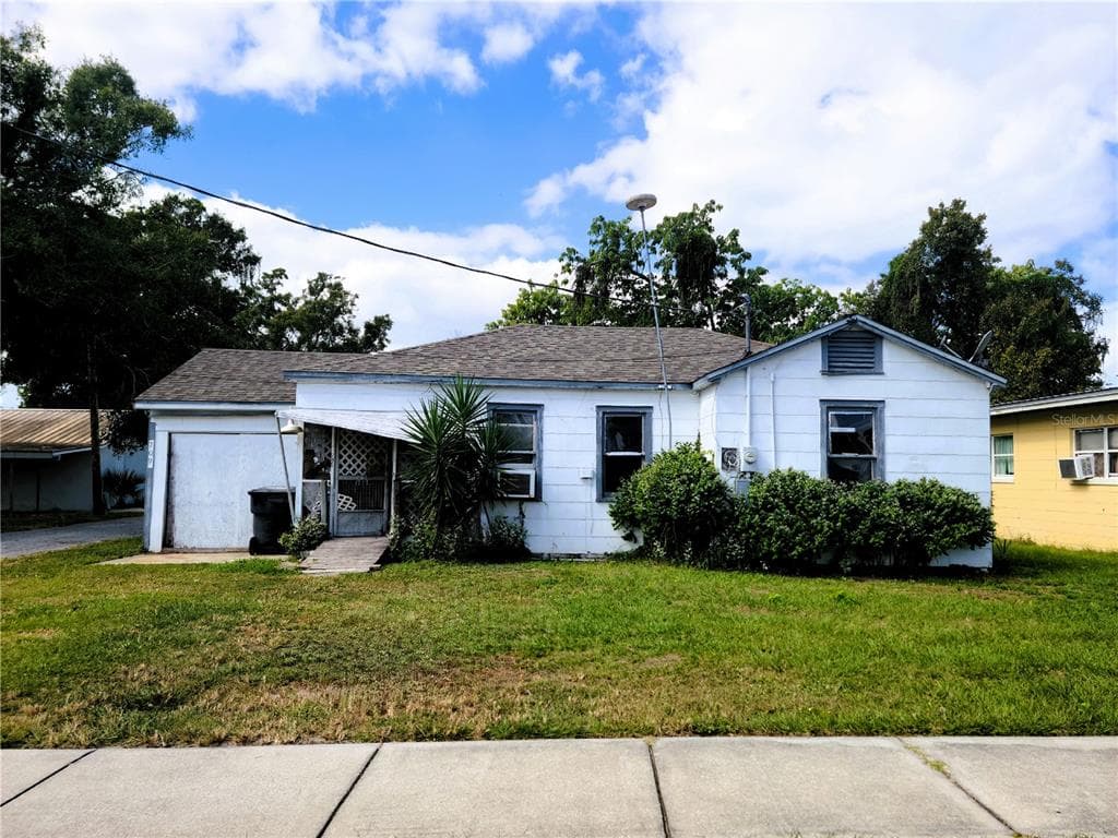 709 28TH STREET NW WINTER HAVEN, FL 33881
