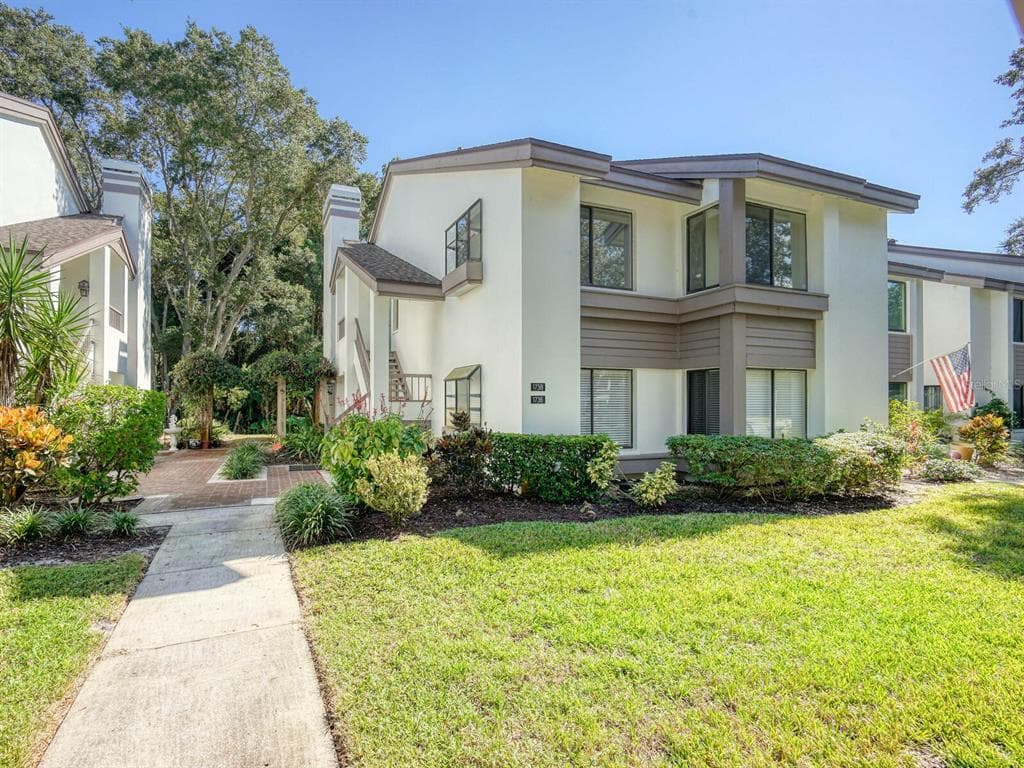 1738 LAKE CYPRESS DRIVE UNIT 1738 SAFETY HARBOR, FL 34695