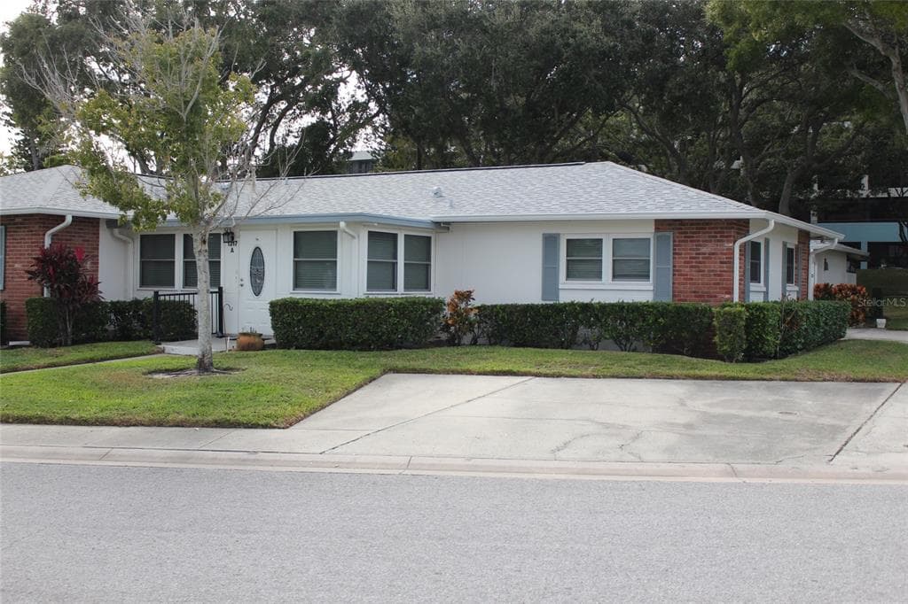 1317 WHITEBRIDGE DRIVE UNIT A PALM HARBOR, FL 34684