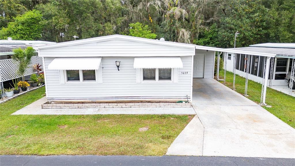 5039 SHIRLEY CIRCLE ZEPHYRHILLS, FL 33542