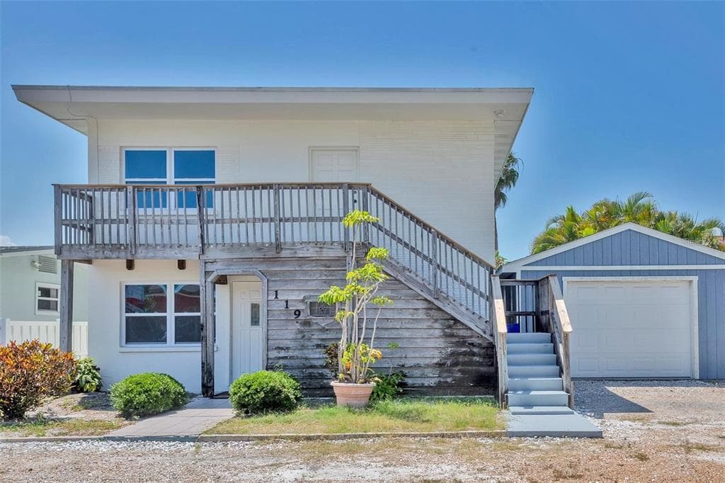 119 175TH TERRACE DRIVE REDINGTON SHORES, FL 33708