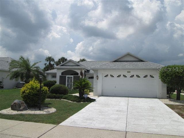 308 CALOOSA WOODS LANE SUN CITY CENTER, FL 33573