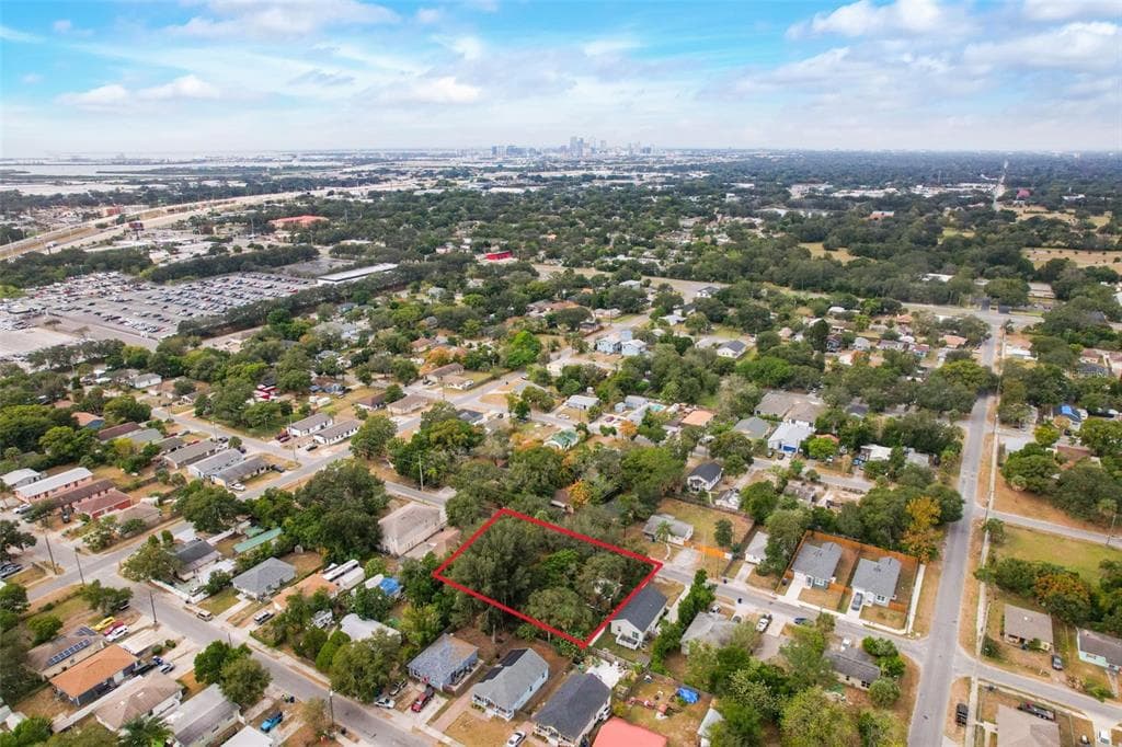 3615 N 52ND STREET TAMPA, FL 33619