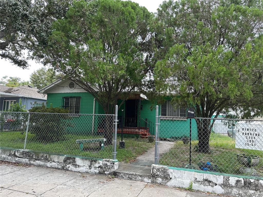 2910 N 17TH STREET TAMPA, FL 33605