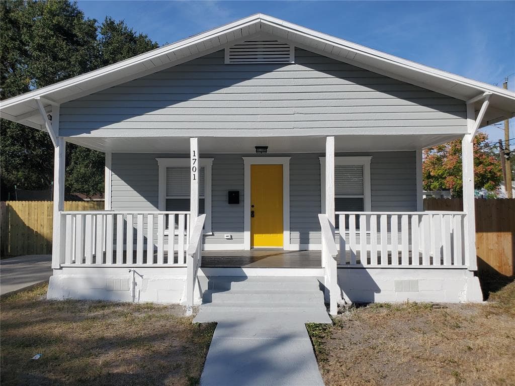 1701 PRESTON STREET S ST PETERSBURG, FL 33712