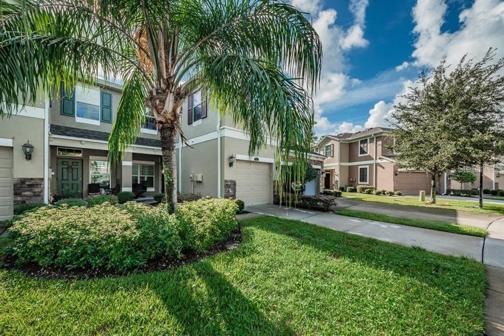 12562 STREAMDALE DRIVE TAMPA, FL 33626