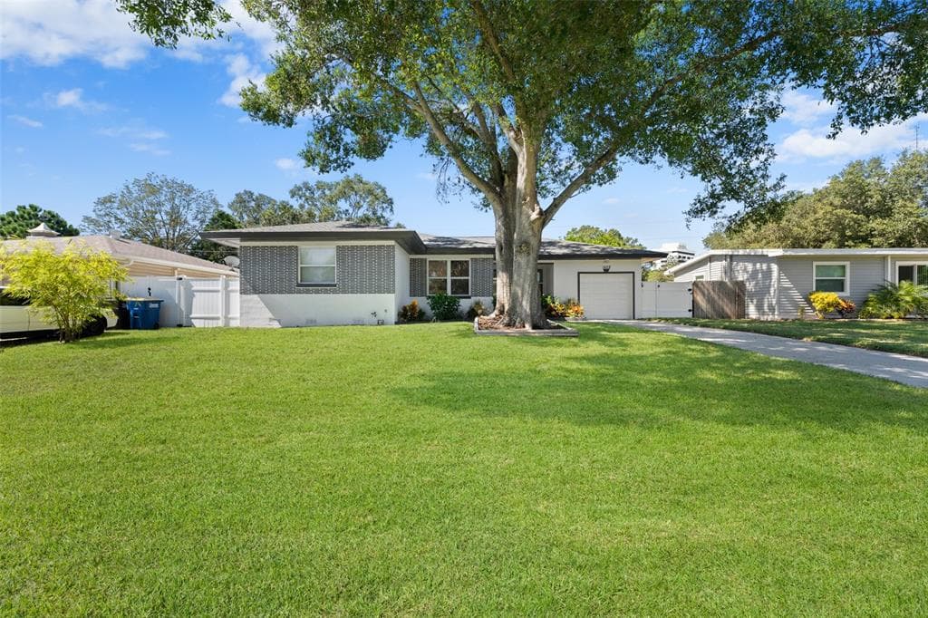 1468 S PRESCOTT AVENUE CLEARWATER, FL 33756