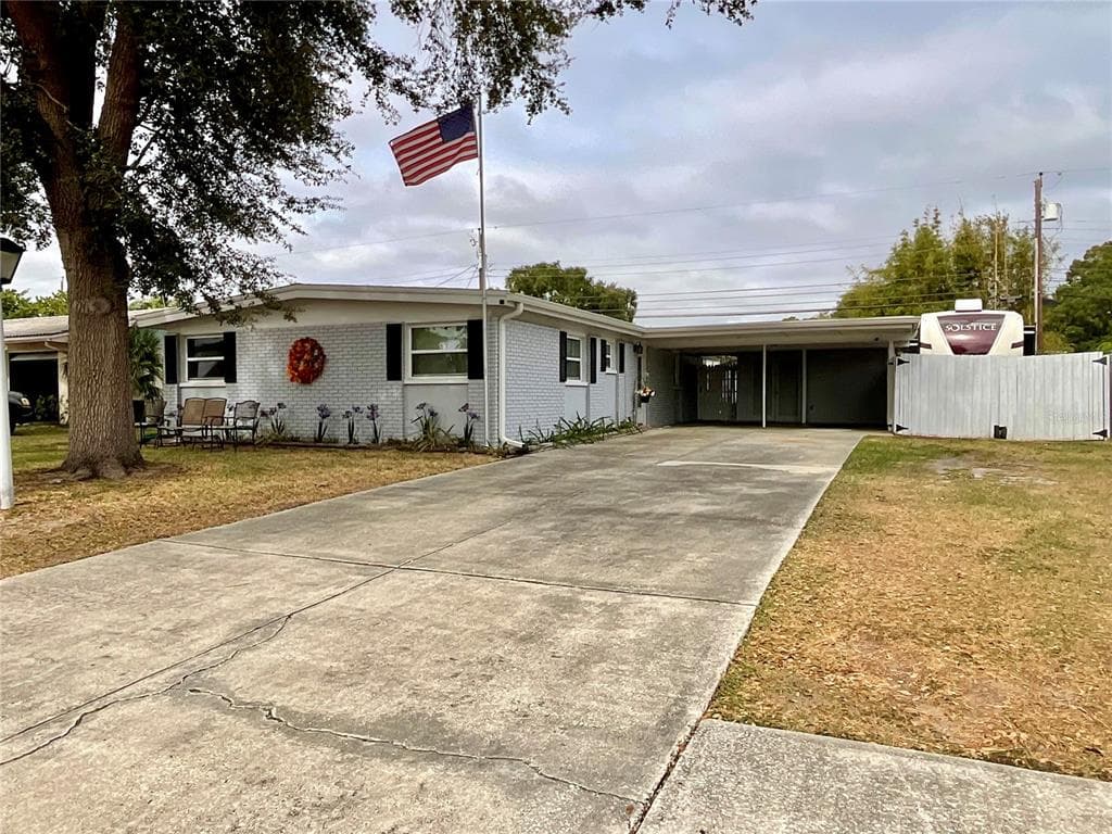 10875 FREEDOM BOULEVARD SEMINOLE, FL 33772