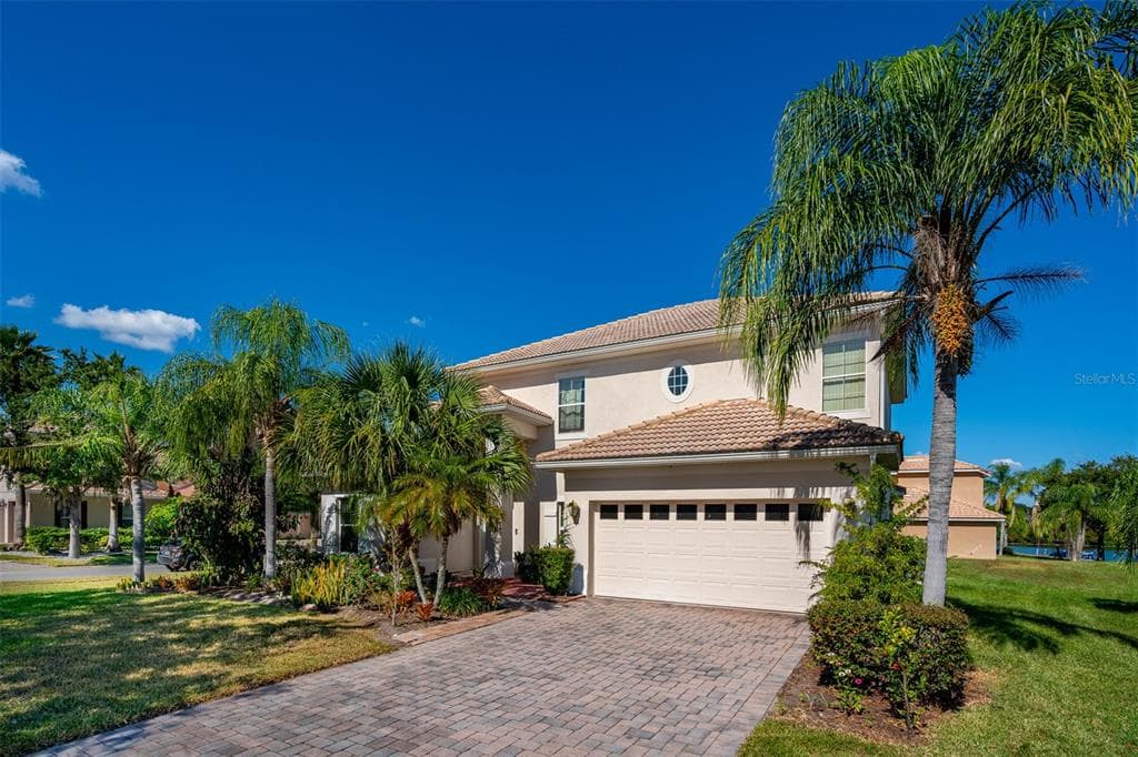 2121 MAJESTIC EAGLE PLACE KISSIMMEE, FL 34746