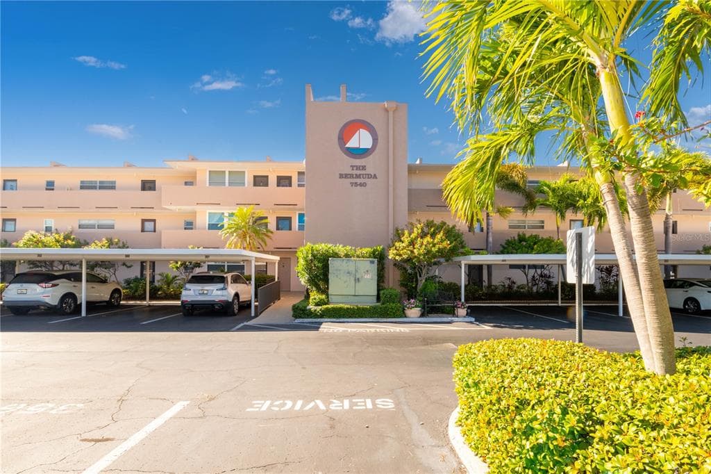 7540 BAY ISLAND DRIVE S UNIT 257 SOUTH PASADENA, FL 33707