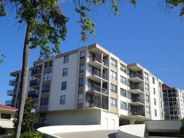 6279 SUN BOULEVARD UNIT 604 ST PETERSBURG, FL 33715