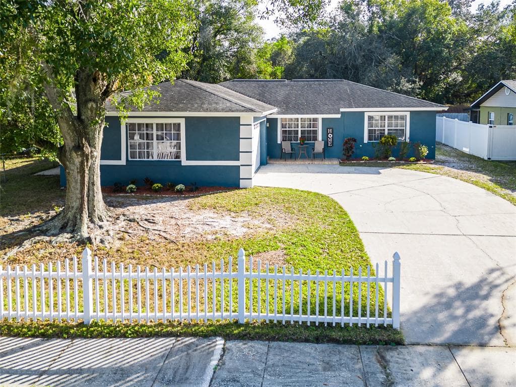 2219 ELIZABETH DRIVE BRANDON, FL 33510