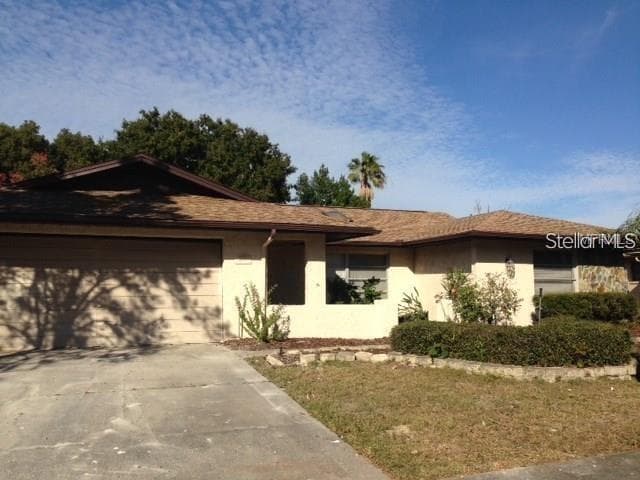217 EARL STREET TARPON SPRINGS, FL 34689