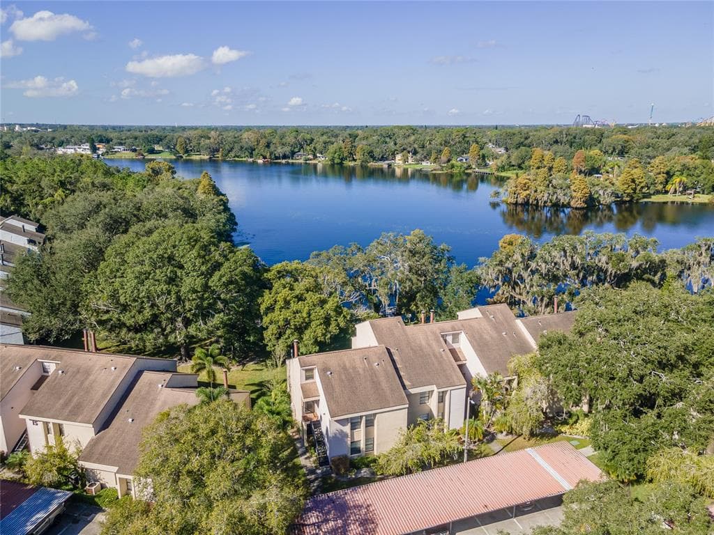 4607 PURITAN ROAD UNIT 824 TAMPA, FL 33617