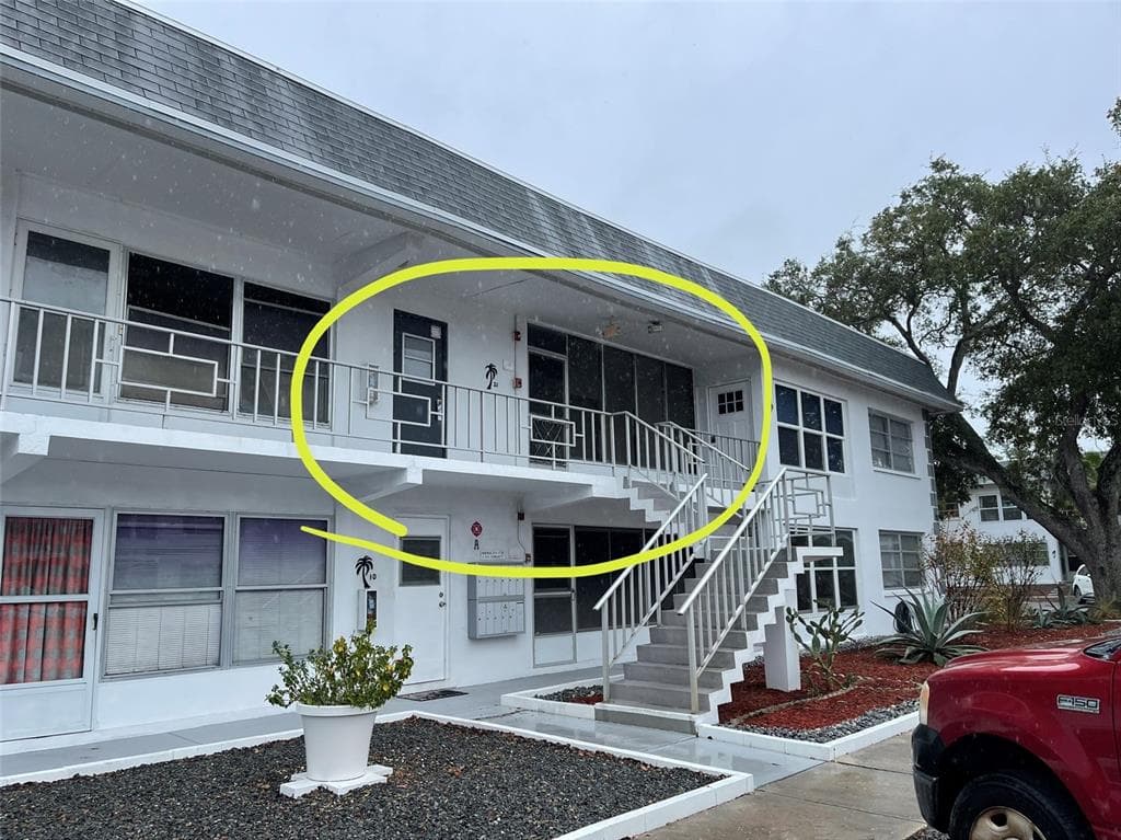 1221 DREW STREET UNIT A21 CLEARWATER, FL 33755