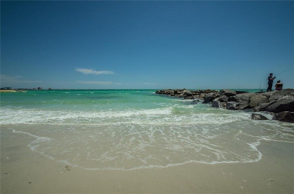 7100 SUNSET WAY UNIT 306 ST PETE BEACH, FL 33706