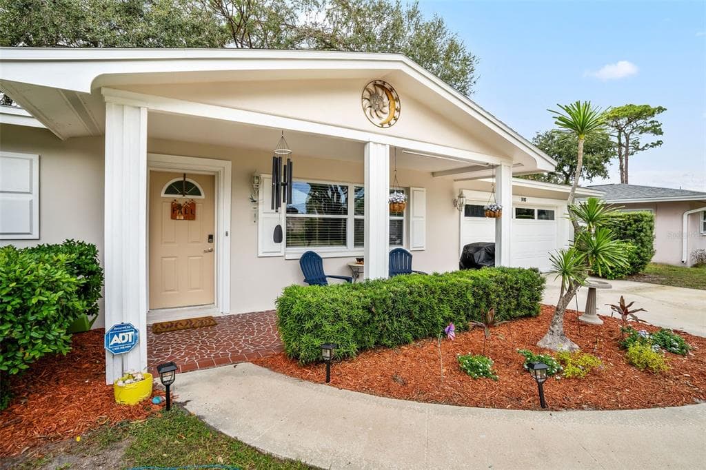 1092 SOUSA DRIVE