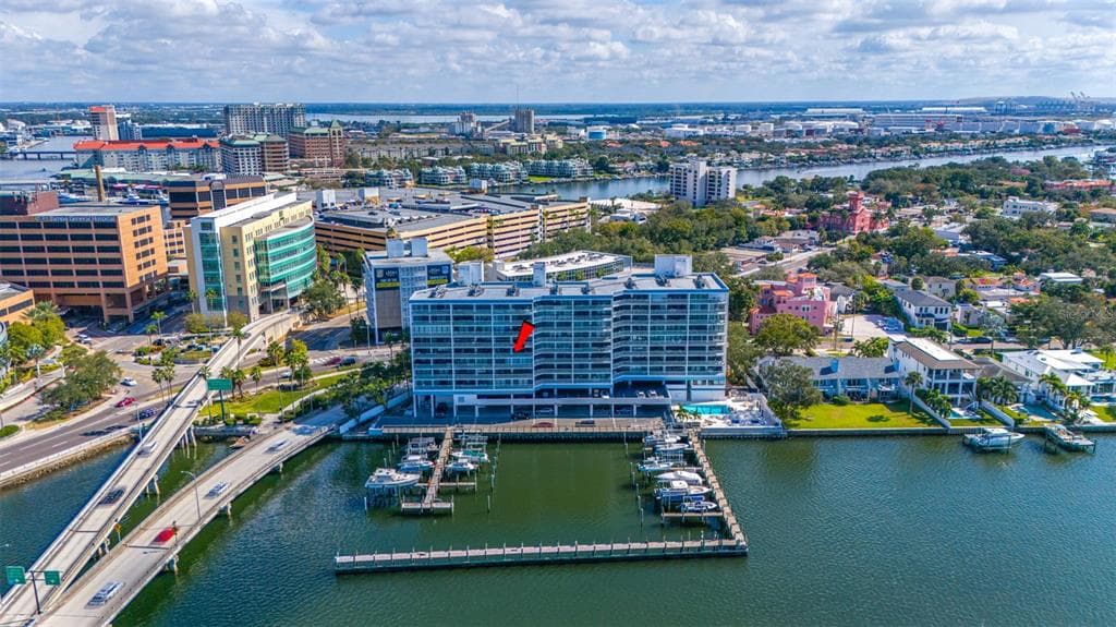 2 ADALIA AVENUE UNIT 606 TAMPA, FL 33606
