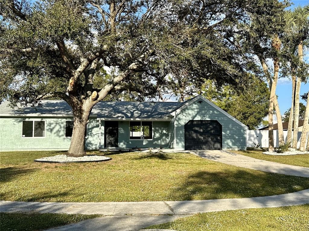 4338 MCKIBBEN DRIVE NORTH PORT, FL 34287