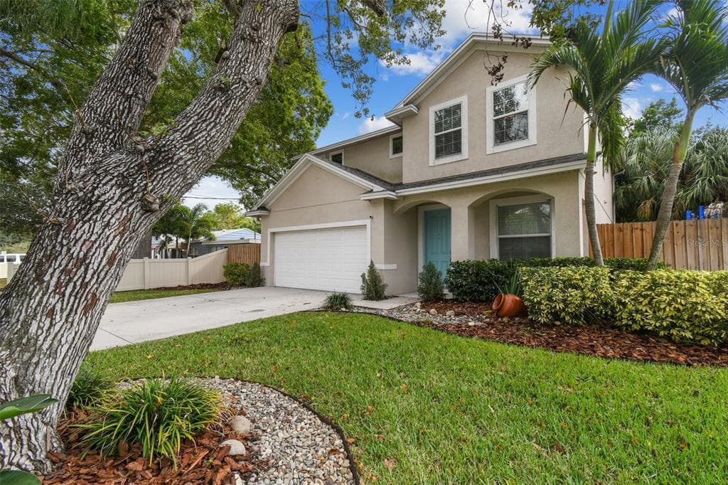 3026 W MEADOW STREET TAMPA, FL 33611