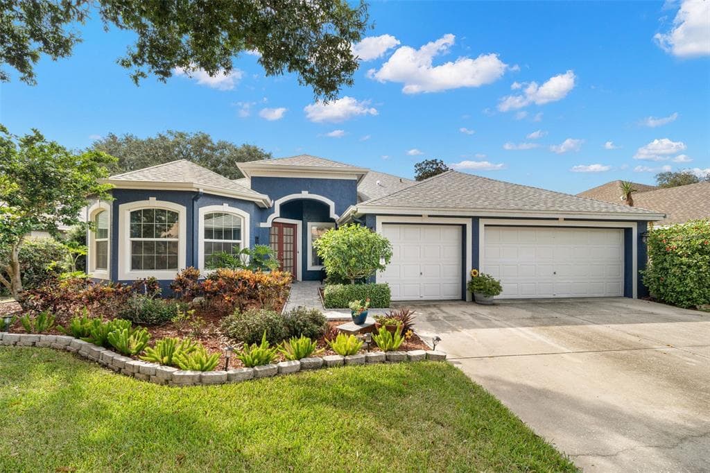 426 KNIGHT DRIVE TARPON SPRINGS, FL 34688