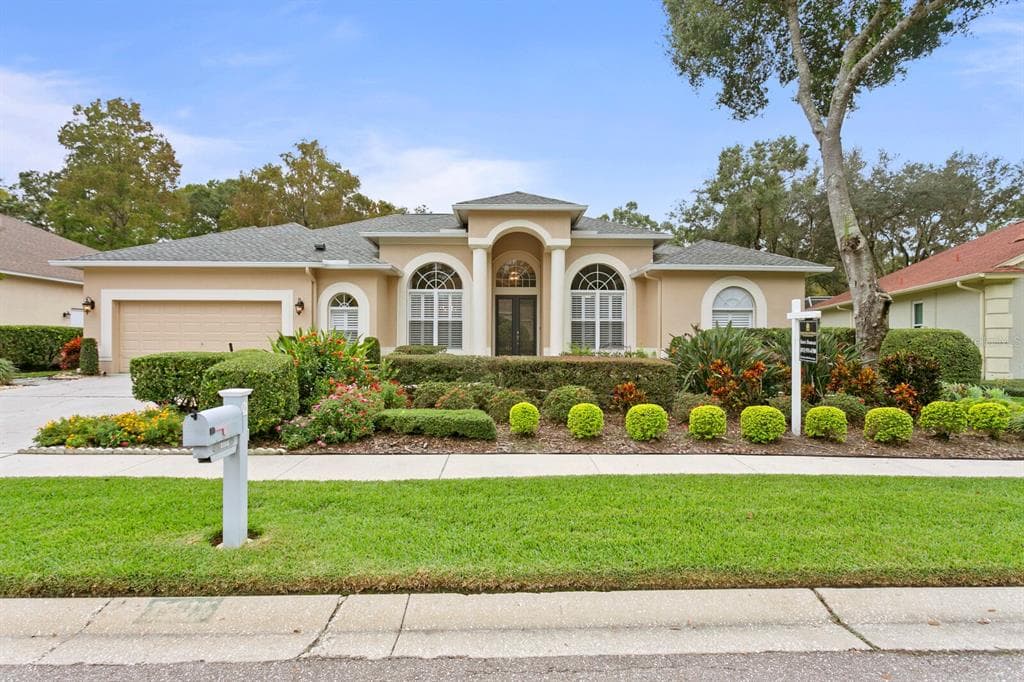 7115 WAREHAM DRIVE TAMPA, FL 33647