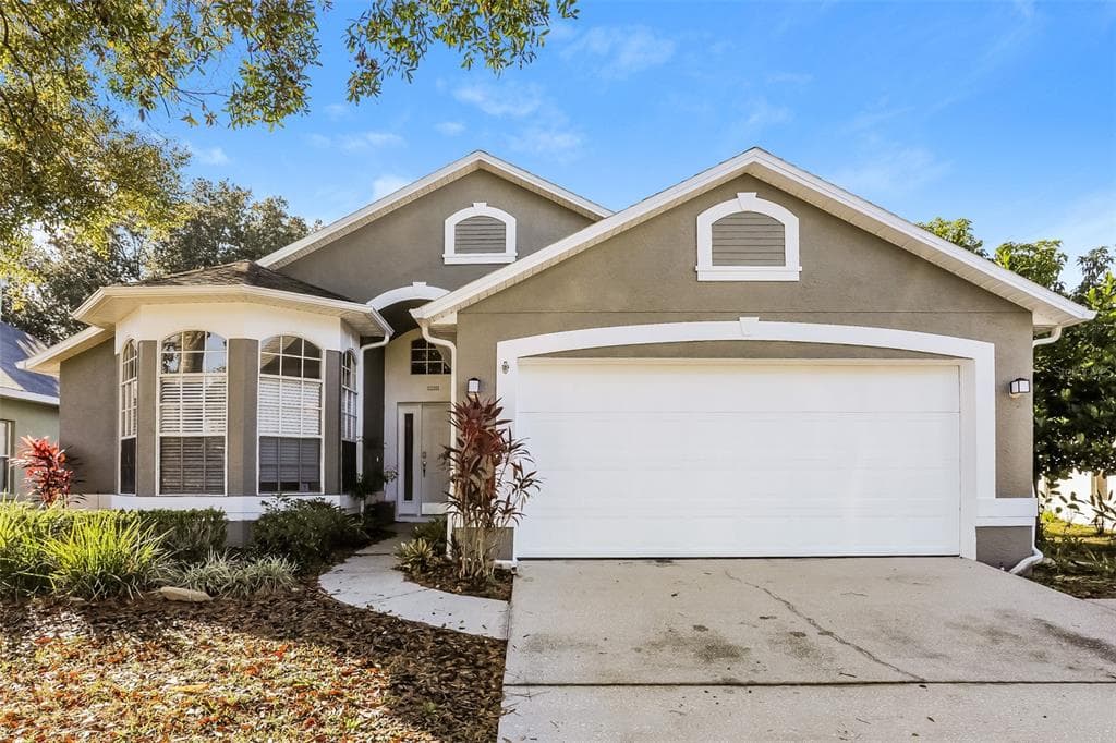 4125 SHADOW CREEK CIRCLE OVIEDO, FL 32765