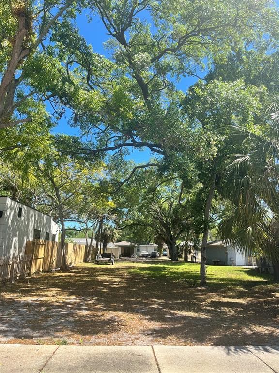 8TH ST S ST PETERSBURG, FL 33705