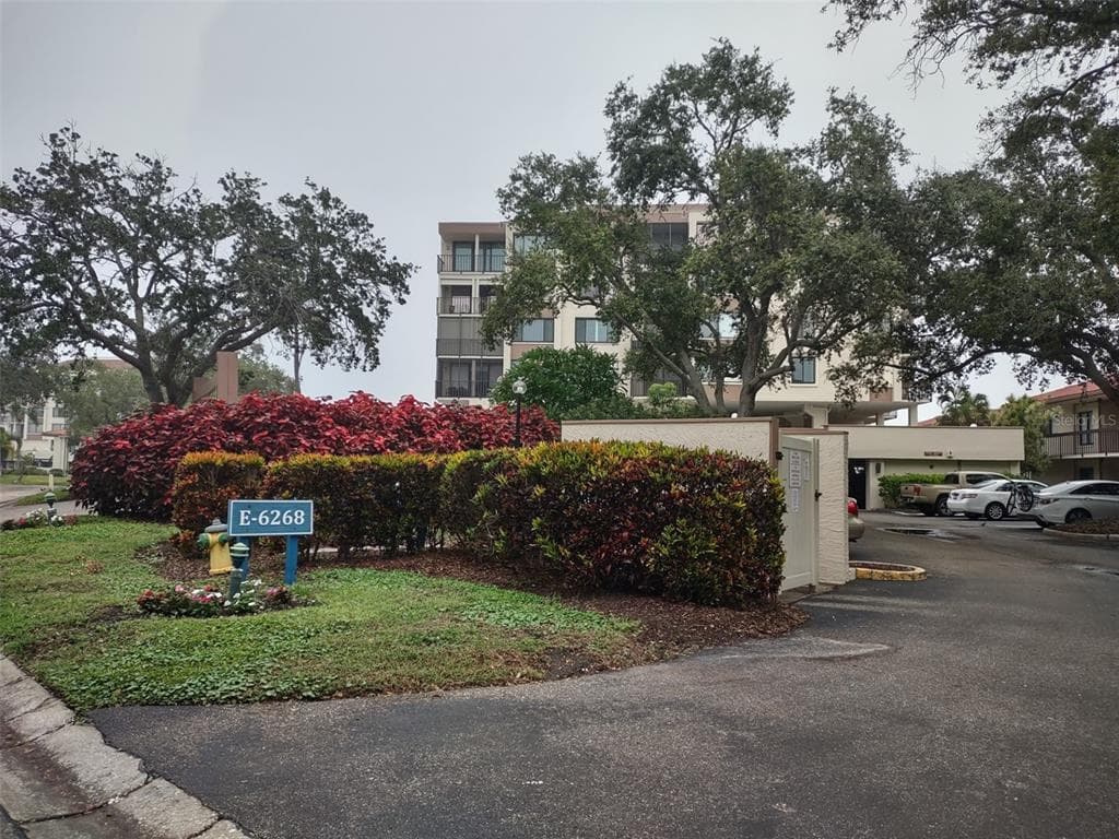 6268 PALMA DEL MAR BOULEVARD S UNIT 404 ST PETERSBURG, FL 33715