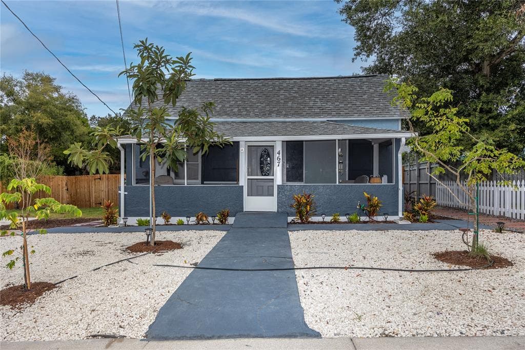 467 CYPRESS STREET TARPON SPRINGS, FL 34689