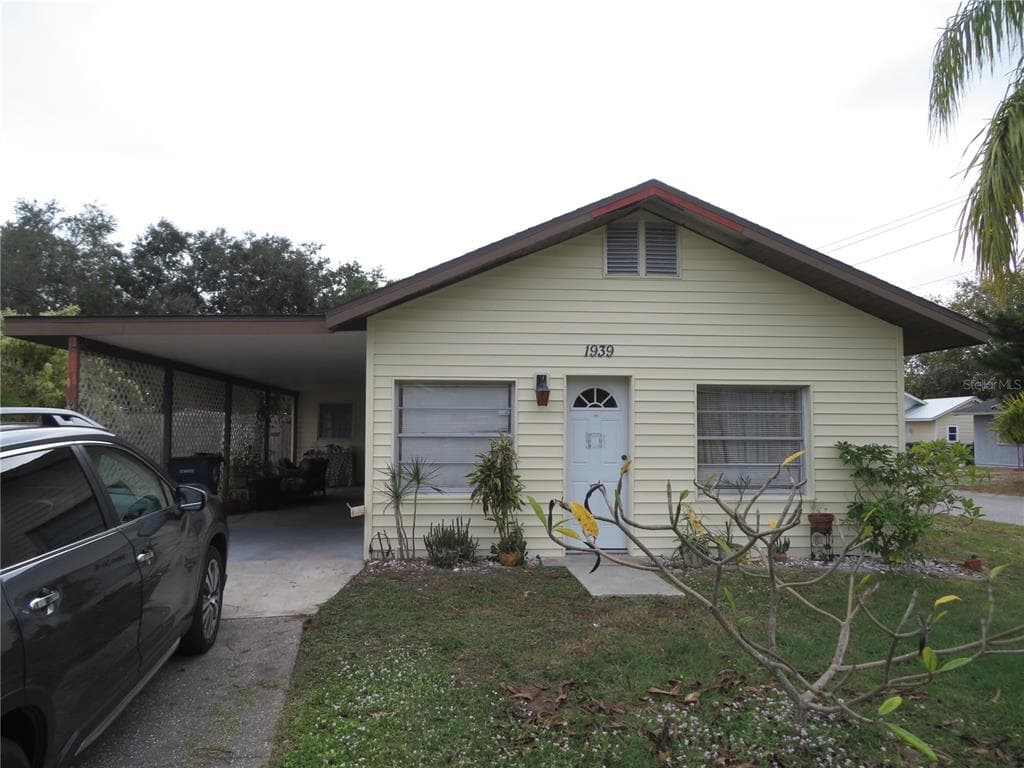 1939 11TH STREET W PALMETTO, FL 34221