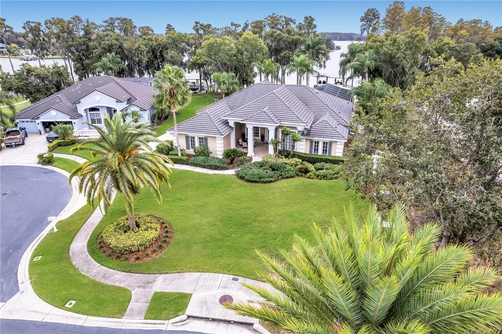3510 SWANS LANDING DRIVE