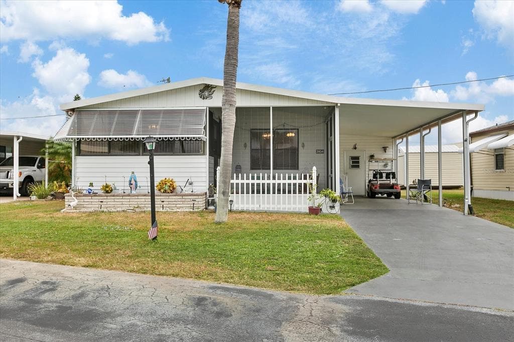 3104 DOROTHY PLACE ELLENTON, FL 34222