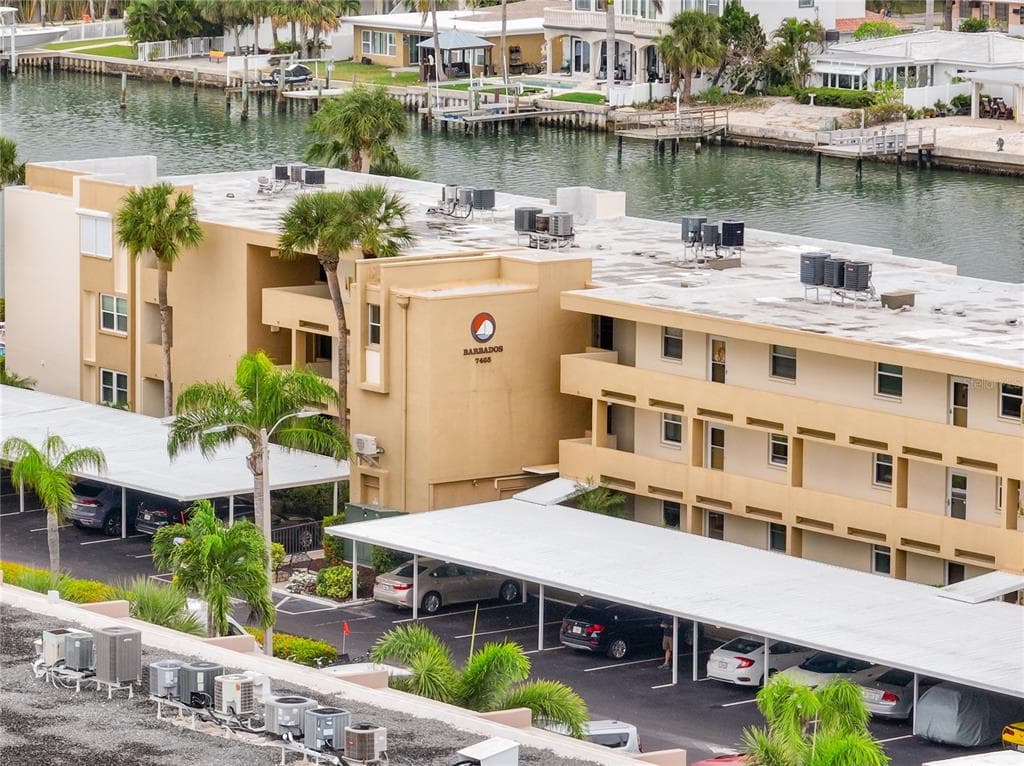 7465 BAY ISLAND DRIVE S UNIT 215 SOUTH PASADENA, FL 33707