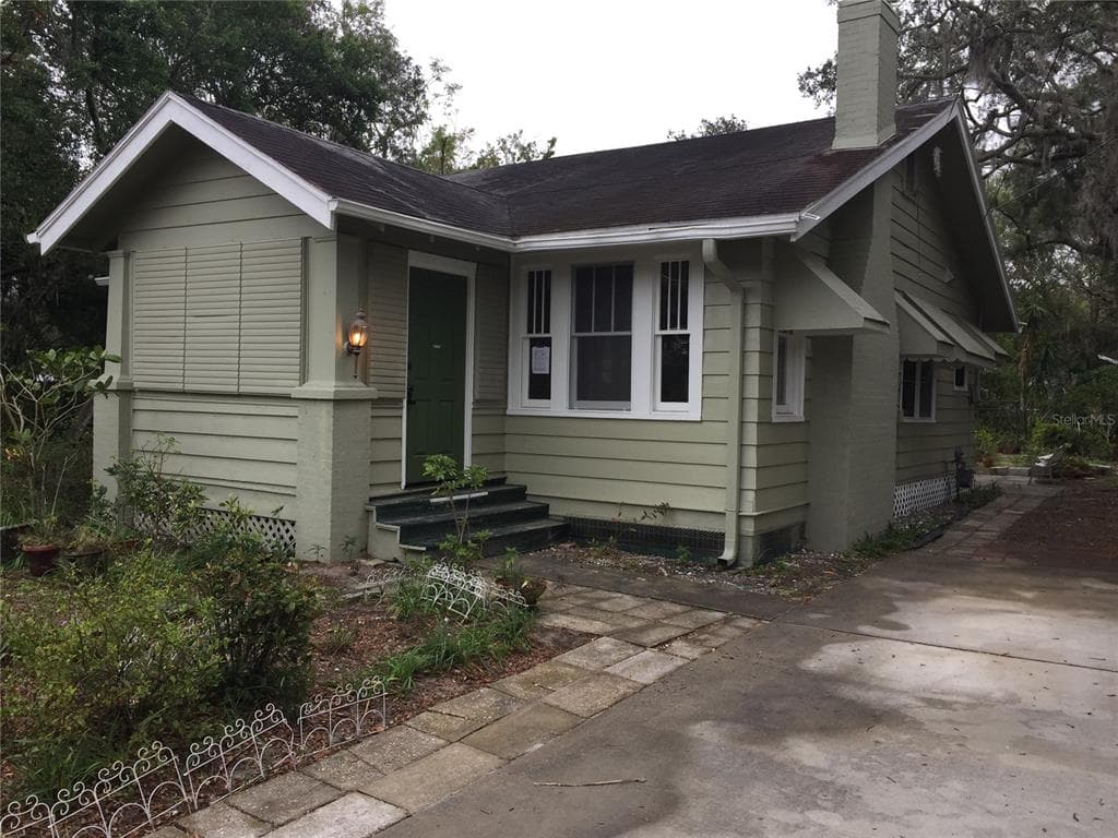1007 MAGNOLIA DRIVE CLEARWATER, FL 33756
