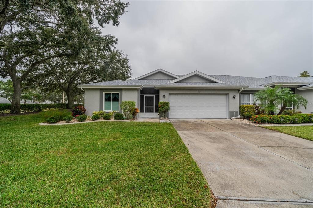 845 MANCHESTER WOODS DRIVE UNIT 23 SUN CITY CENTER, FL 33573