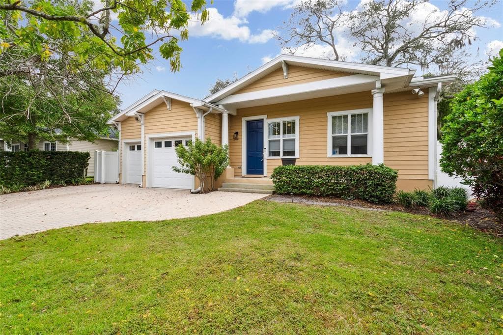 4018 W AZEELE STREET TAMPA, FL 33609