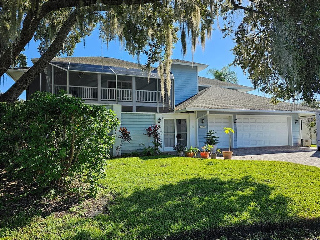 21062 LITTLE MAGENS LOOP LUTZ, FL 33558